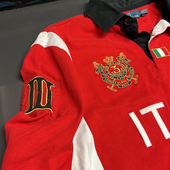 Red Polo excellent condition - Picture 3 of 3